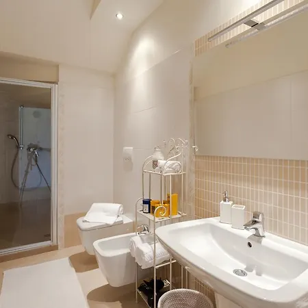 Krizia Luxury Apartment Bardolino